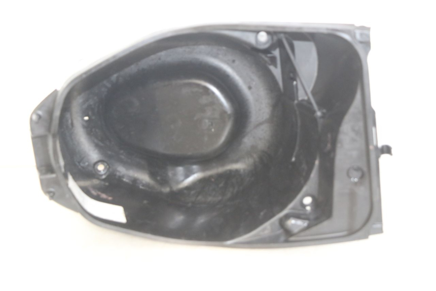 photo de KUFER POD SIEDZENIEM HONDA VISION NSC R 50 (2013 - 2015) - Inny kąt widzenia