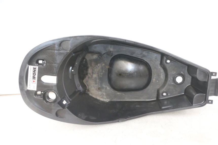 photo de KUFER POD SIEDZENIEM PEUGEOT VIVACITY NEW 2T 50 (2008 - 2017) - Widok główny