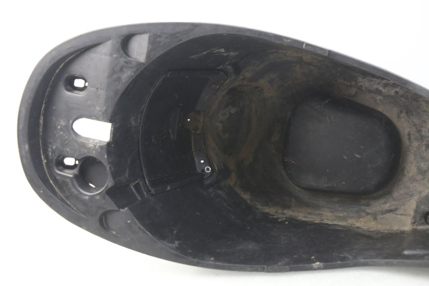 photo de KUFER POD SIEDZENIEM PEUGEOT VIVACITY NEW 4T 50 (2008 - 2017) - Inny kąt widzenia