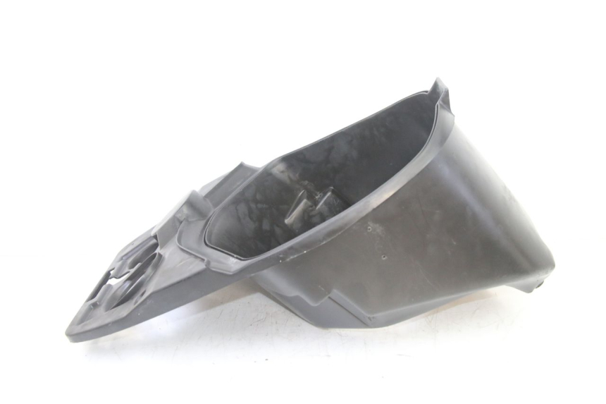 photo de KUFER POD SIEDZENIEM PEUGEOT VIVACITY 50 (2004 - 2009) - Zoom stanu zużycia