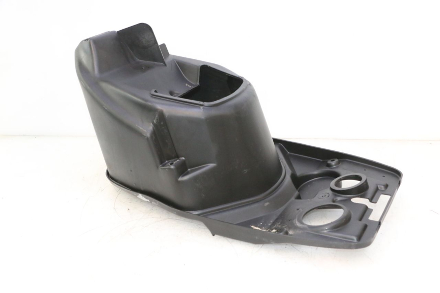 photo de KUFER POD SIEDZENIEM PEUGEOT VIVACITY 50 (1998 - 2003) - Szczegół części