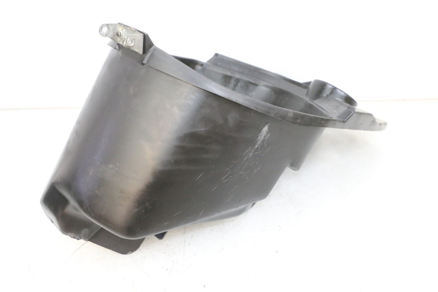 photo de KUFER POD SIEDZENIEM PEUGEOT VIVACITY 100 (1999 - 2008) - Zbliżenie techniczne