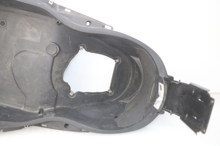 photo de KUFER POD SIEDZENIEM YAMAHA X-MAX XMAX 125 (2010 - 2013) - Oznaczenia i referencje