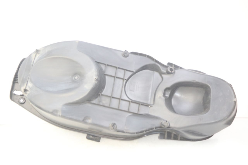 photo de KUFER POD SIEDZENIEM YAMAHA XMAX X-MAX 125 (2006 - 2009) - Zoom stanu zużycia