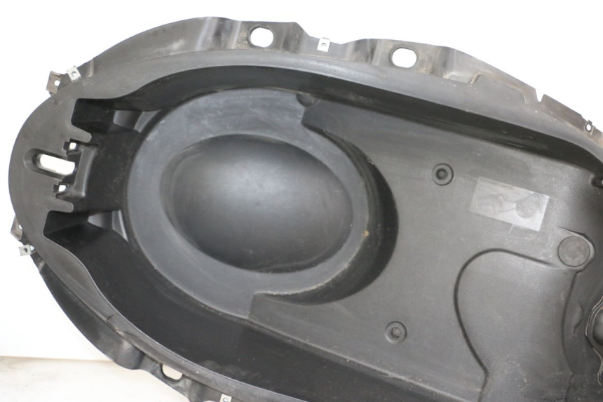 photo de KUFER POD SIEDZENIEM YAMAHA X-MAX XMAX 125 (2010 - 2013) - Punkty mocowania