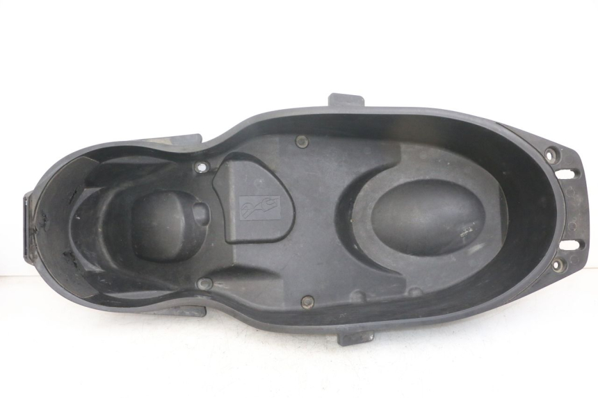 photo de KUFER POD SIEDZENIEM YAMAHA XMAX X-MAX 125 (2006 - 2009) - Widok główny