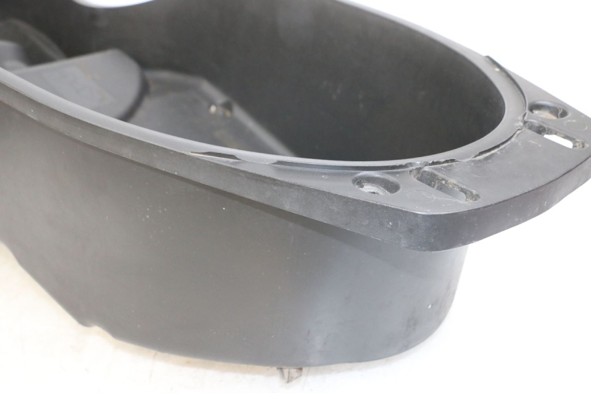 photo de KUFER POD SIEDZENIEM YAMAHA XMAX X-MAX 125 (2006 - 2009) - Widok ogólny