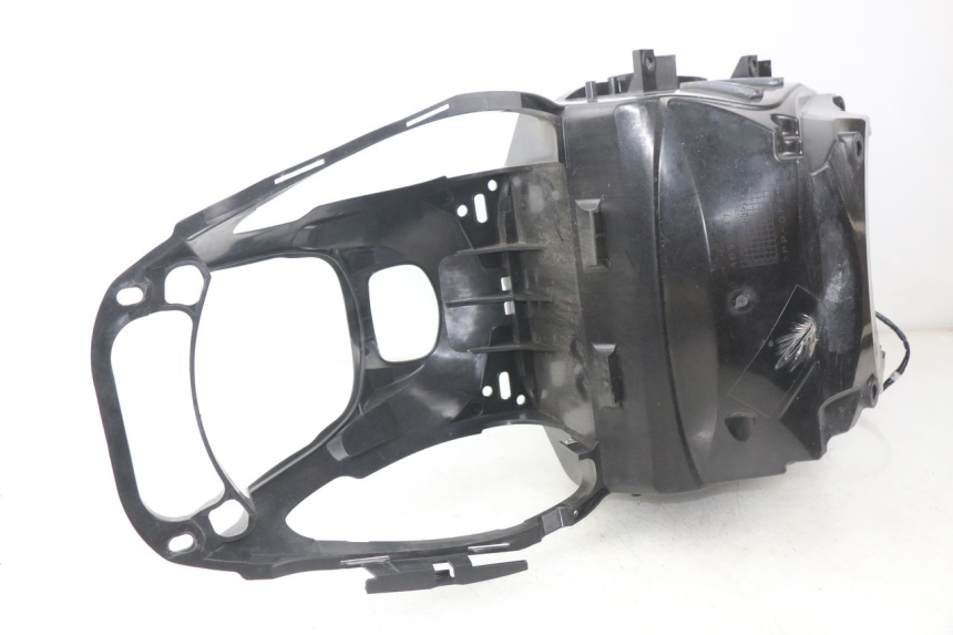 photo de KUFER POD SIEDZENIEM YAMAHA XP T-MAX TMAX 500 (2008 - 2012) - Zoom stanu zużycia