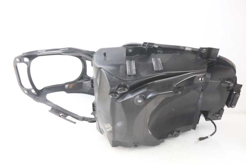 photo de KUFER POD SIEDZENIEM YAMAHA XP T-MAX TMAX 500 (2008 - 2012) - Inny kąt widzenia
