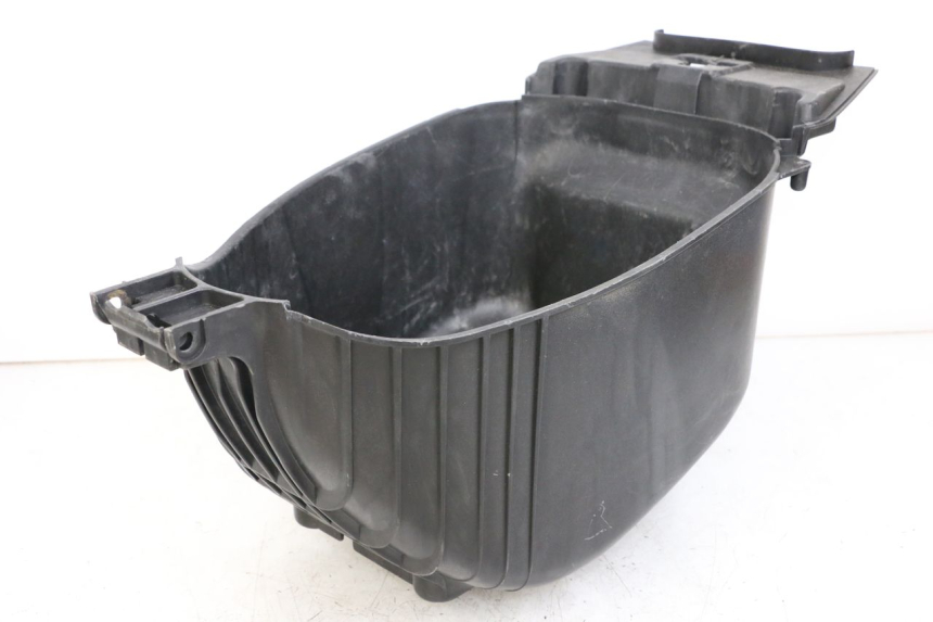 photo de KUFER POD SIEDZENIEM YAMAHA YE ZEST 50 (1992 - 1998) - Widok ogólny