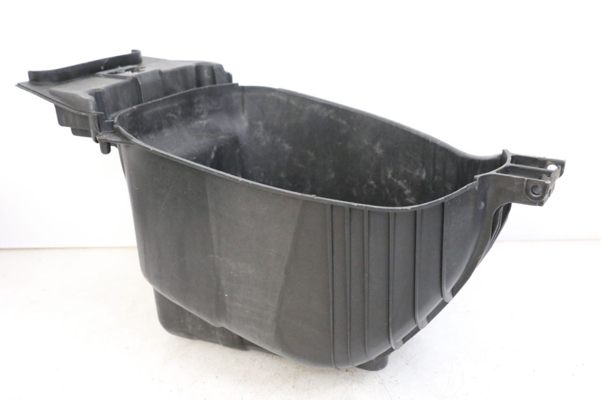 photo de KUFER POD SIEDZENIEM YAMAHA YE ZEST 50 (1992 - 1998) - Punkty mocowania