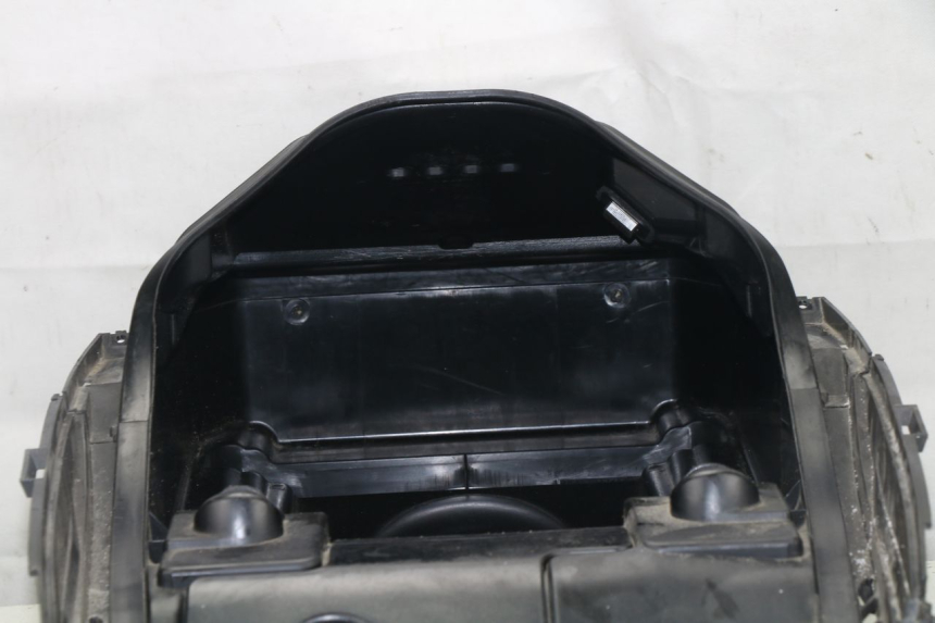photo de KUFER POD SIEDZENIEM YAMAHA YP MAJESTY ABS 400 (2007 - 2009) - Widok ogólny