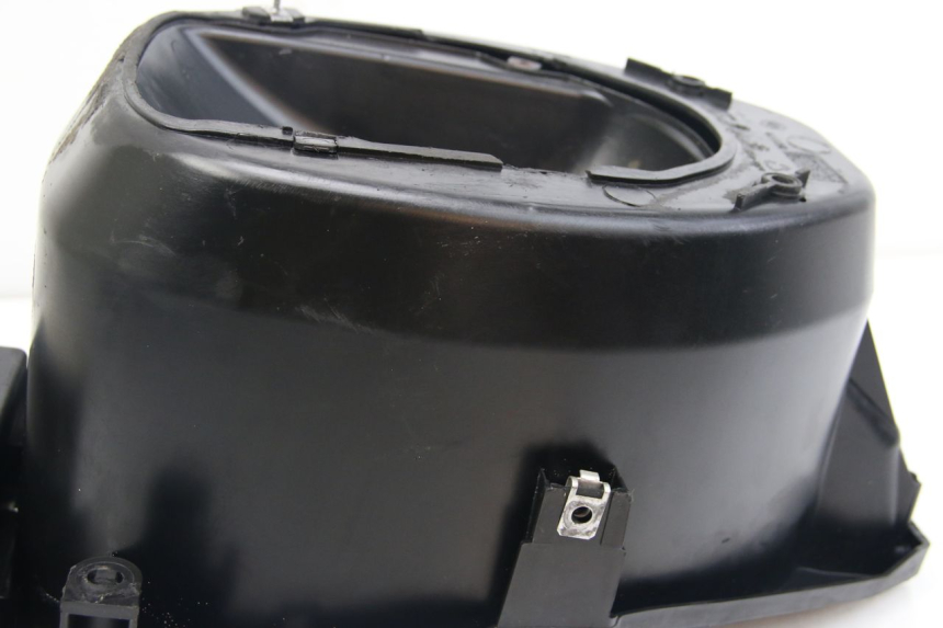 photo de KUFER POD SIEDZENIEM PIAGGIO ZIP 2T 50 (2009 - 2019) - Oznaczenia i referencje