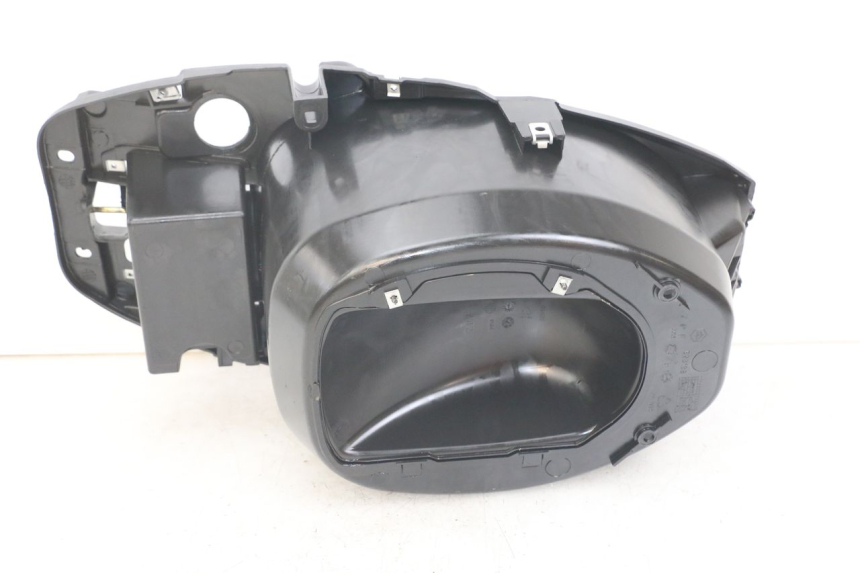 photo de KUFER POD SIEDZENIEM PIAGGIO ZIP 2T 50 (2009 - 2019) - Zoom stanu zużycia