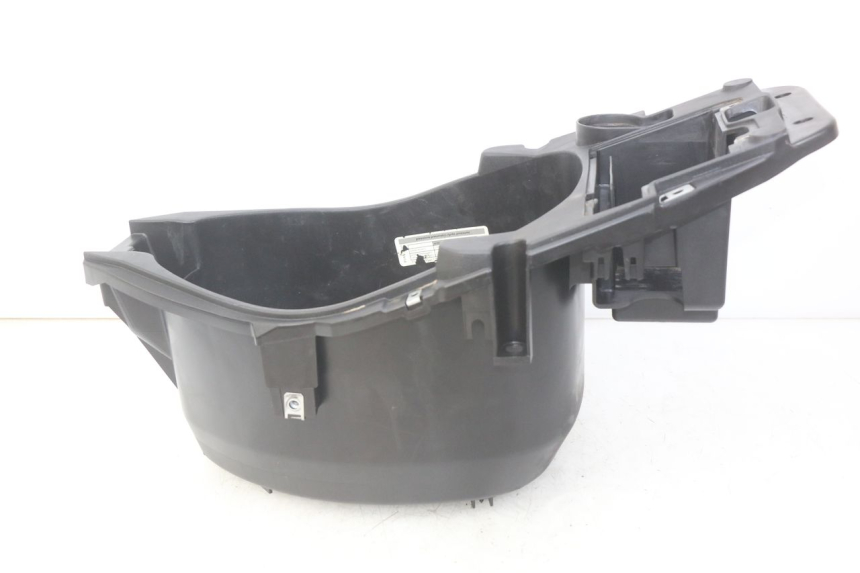 photo de KUFER POD SIEDZENIEM PIAGGIO ZIP 4T 50 (2018 - 2020) - Inny kąt widzenia