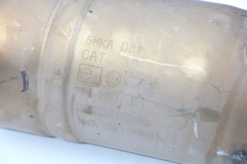 photo de KOLEKTOR HONDA INTEGRA NC D 750 (2016 - 2018) - Zbliżenie komponentów