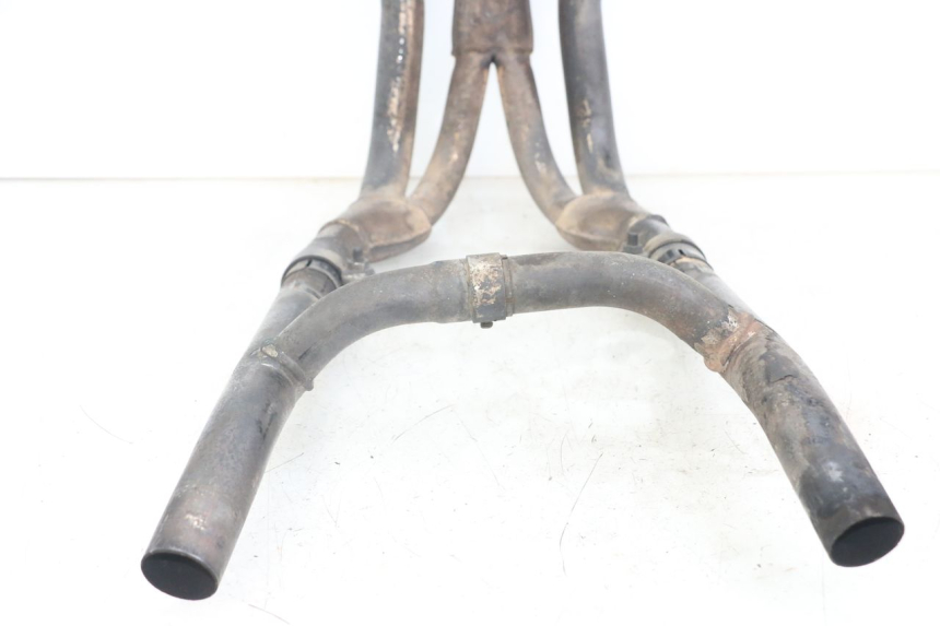 photo de KOLEKTOR TRIUMPH SPEED TRIPLE T301 900 (1994 - 1996) - Zbliżenie komponentów