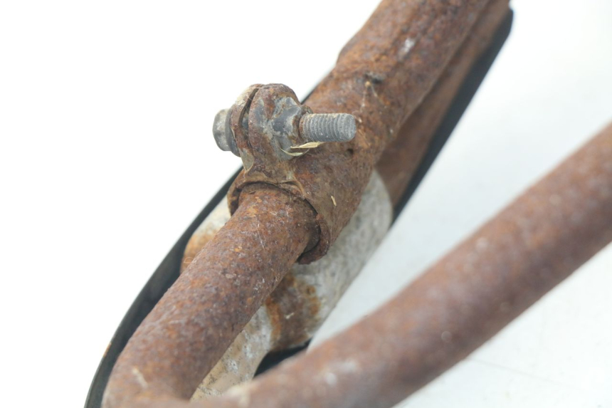 photo de KOLEKTOR HONDA XLV VARADERO 125 (2000 - 2006) - Zoom stanu zużycia