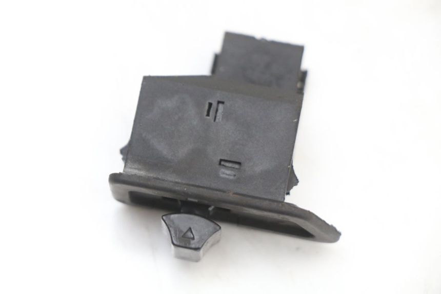 photo de PRZEŁĄCZNIK KIERUNKOWSKAZU TNT MOTOR BOSTON 4T 50 (2018 - 2025) - Zoom stanu zużycia