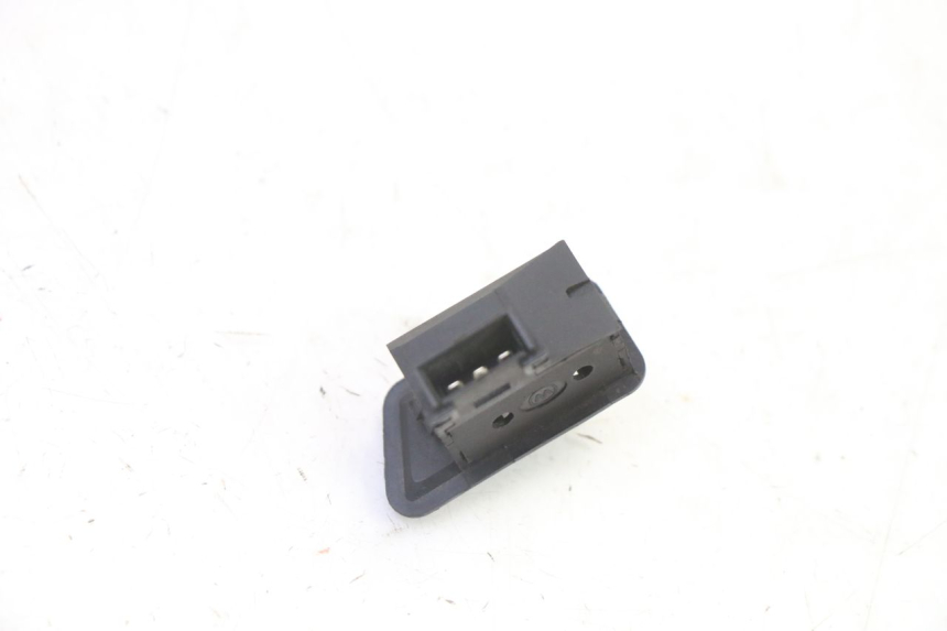 photo de PRZEŁĄCZNIK KIERUNKOWSKAZU TNT MOTOR BOSTON 4T 50 (2018 - 2025) - Zbliżenie techniczne