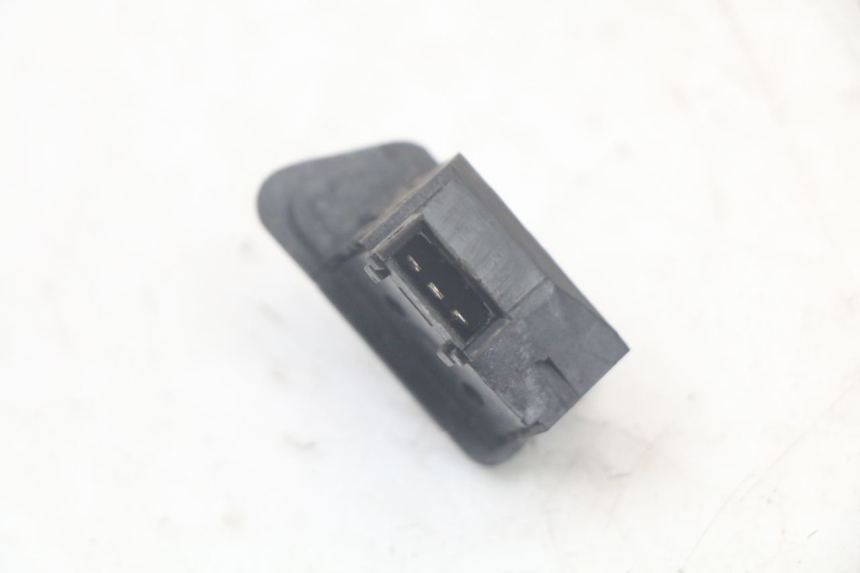 photo de PRZEŁĄCZNIK KIERUNKOWSKAZU SYM FIDDLE 3 III 125 (2014 - 2020) - Inny kąt widzenia