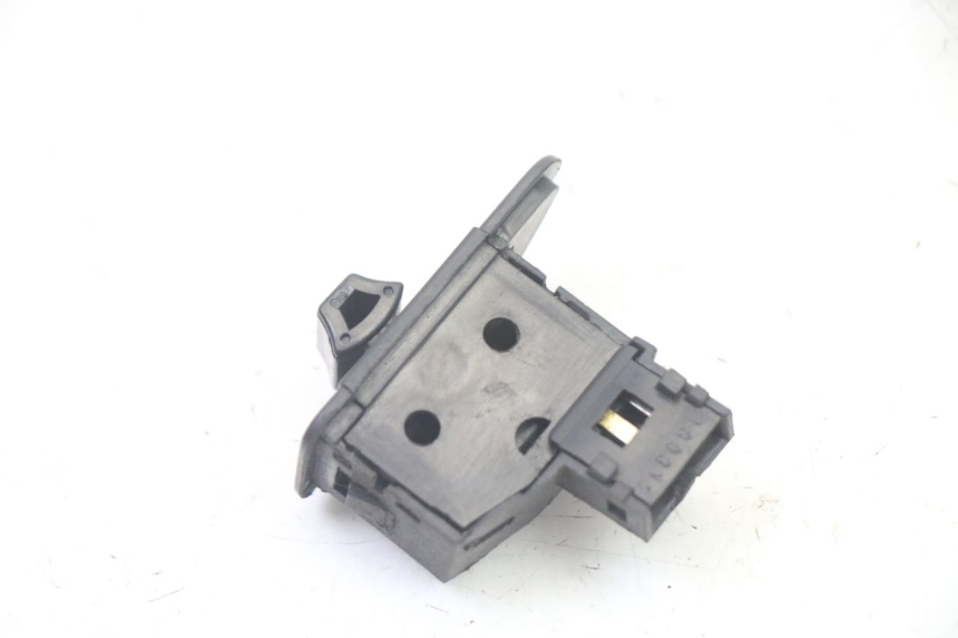 photo de PRZEŁĄCZNIK KIERUNKOWSKAZU SYM FIDDLE 125 (2008 - 2010) - Zoom stanu zużycia