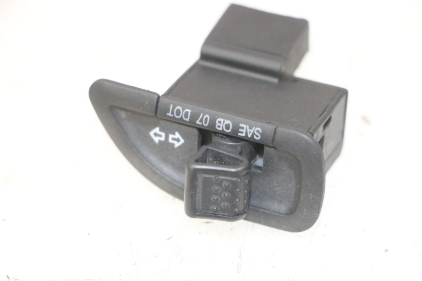 photo de PRZEŁĄCZNIK KIERUNKOWSKAZU PIAGGIO NEW TYPHOON 50 (2018 - 2021) - Widok główny