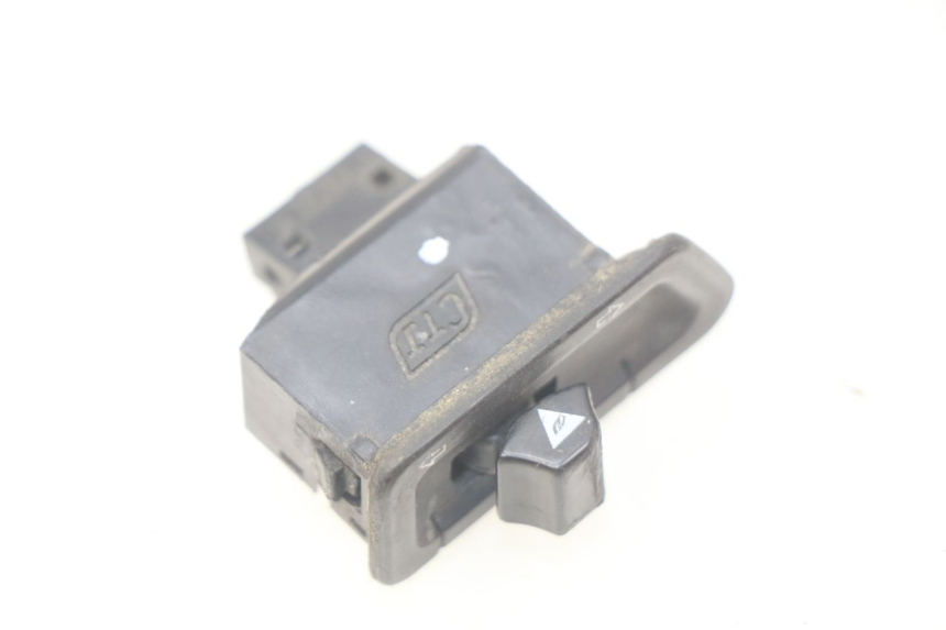 photo de PRZEŁĄCZNIK KIERUNKOWSKAZU SYM ORBIT 2 2T 50 (2008 - 2018) - Szczegół części