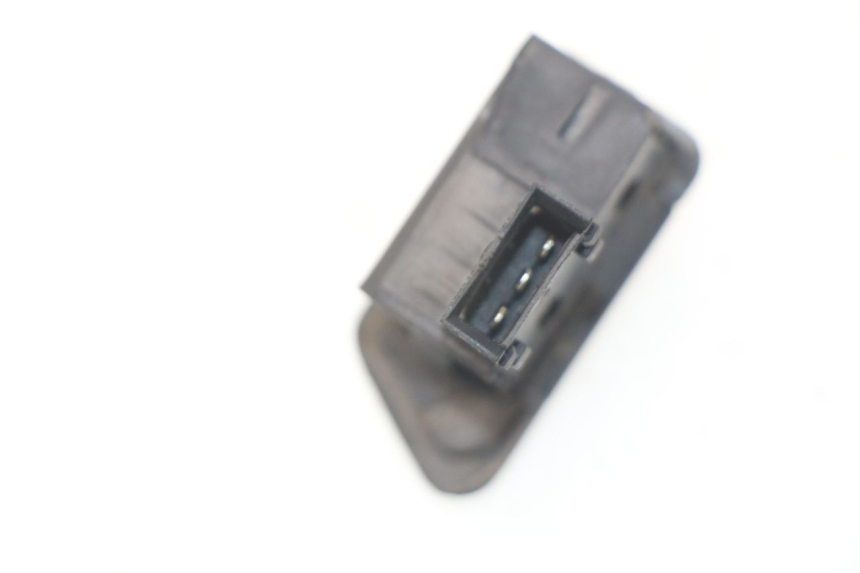 photo de PRZEŁĄCZNIK KIERUNKOWSKAZU SYM ORBIT 2 4T 50 (2008 - 2017) - Szczegół części