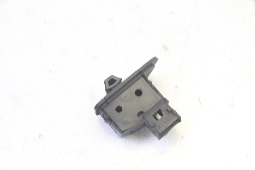 photo de PRZEŁĄCZNIK KIERUNKOWSKAZU SYM ORBIT III 3 4T 50 (2021 - 2025) - Zoom stanu zużycia