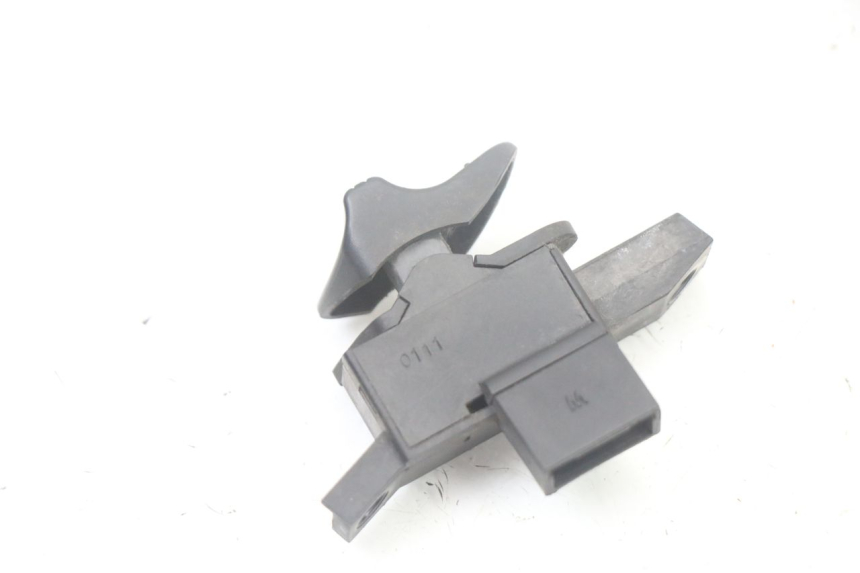 photo de PRZEŁĄCZNIK KIERUNKOWSKAZU PIAGGIO VESPA LX IE 125 (2010 - 2012) - Zoom stanu zużycia