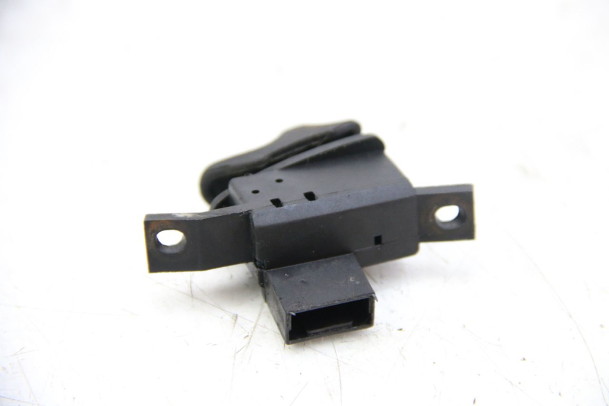 photo de PRZEŁĄCZNIK KIERUNKOWSKAZU PIAGGIO VESPA GRANTURISMO 125 (2003 - 2007) - Szczegół części