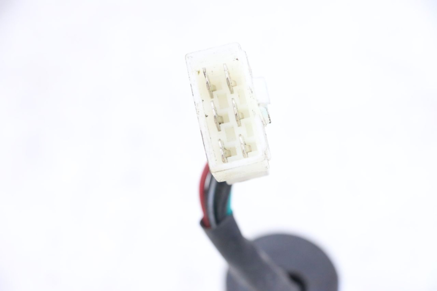 photo de PRZEŁĄCZNIK ZAPŁONU I STOPU SILNIKA SYM CROX 4T 50 (2016 - 2023) - Inny kąt widzenia