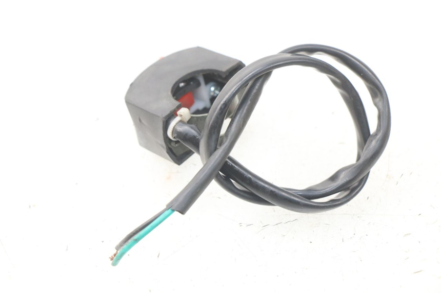 photo de PRZEŁĄCZNIK ZAPŁONU I STOPU CCR DIRT BIKE 125 - Zoom stanu zużycia