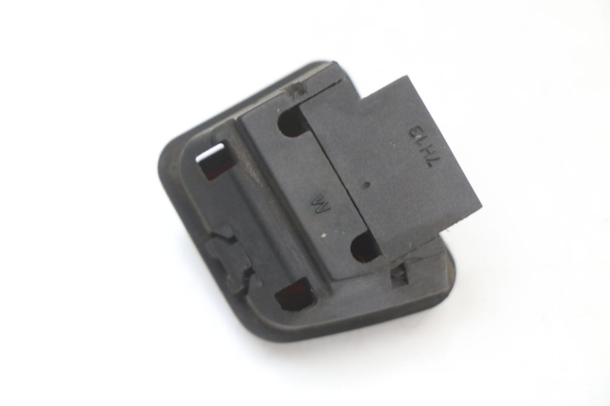 photo de PRZEŁĄCZNIK WYŁĄCZNIKA ZAPŁONU PIAGGIO MP3 125 (2006 - 2014) - Zbliżenie techniczne