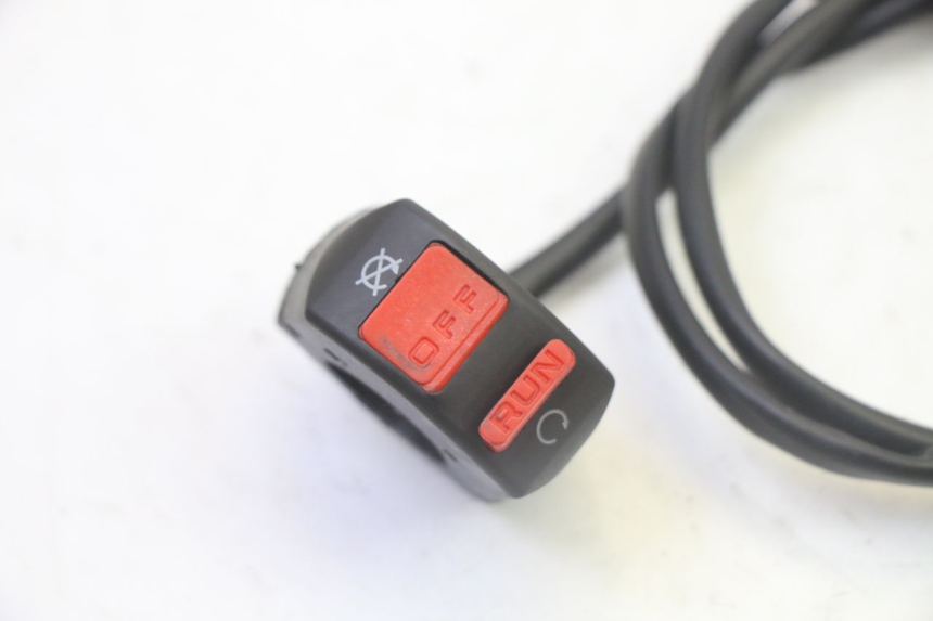 photo de PRZEŁĄCZNIK WYŁĄCZNIKA ZAPŁONU APOLLO RFZ 125 - Zoom stanu zużycia