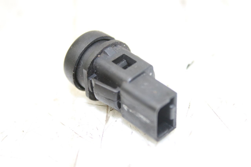 photo de PRZEŁĄCZNIK ROZRUCHU PIAGGIO LIBERTY 4T 50 (2004 - 2008) - Szczegół części