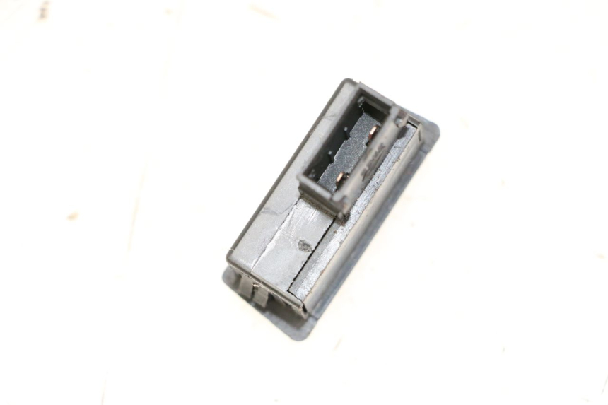 photo de PRZEŁĄCZNIK ROZRUCHU LONGJIA SHARPY 125 (2020 - 2024) - Zoom stanu zużycia