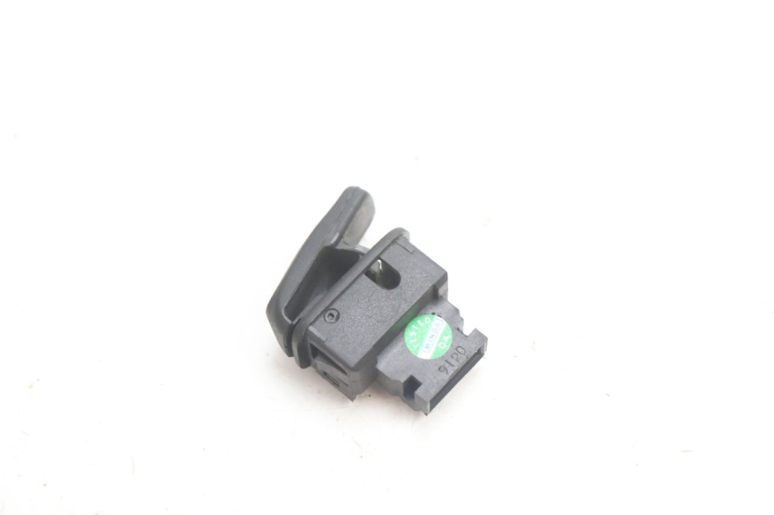 photo de PRZEŁĄCZNIK ROZRUCHU PIAGGIO MP3 LT 400 (2007 - 2012) - Zoom stanu zużycia