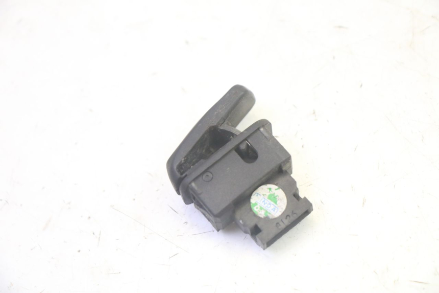 photo de PRZEŁĄCZNIK ROZRUCHU PIAGGIO MP3 RL 250 (2006 - 2010) - Zoom stanu zużycia