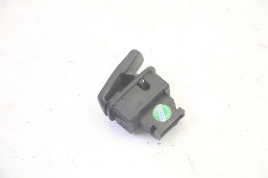 photo de PRZEŁĄCZNIK ROZRUCHU PIAGGIO MP3 RL 250 (2006 - 2010) - Zoom stanu zużycia