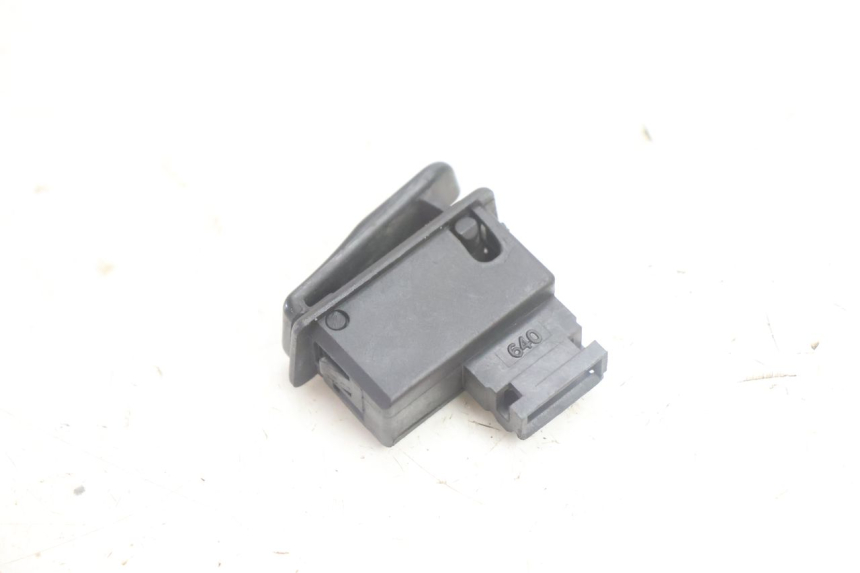 photo de PRZEŁĄCZNIK ROZRUCHU YAMAHA NEO'S NEOS 2T 50 (1998 - 2007) - Zoom stanu zużycia