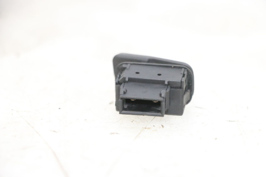 photo de PRZEŁĄCZNIK ROZRUCHU PIAGGIO NEW TYPHOON 50 (2018 - 2021) - Szczegół części