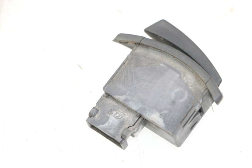 photo de PRZEŁĄCZNIK ROZRUCHU PEUGEOT BELVILLE 125 (2017 - 2021) - Szczegół części