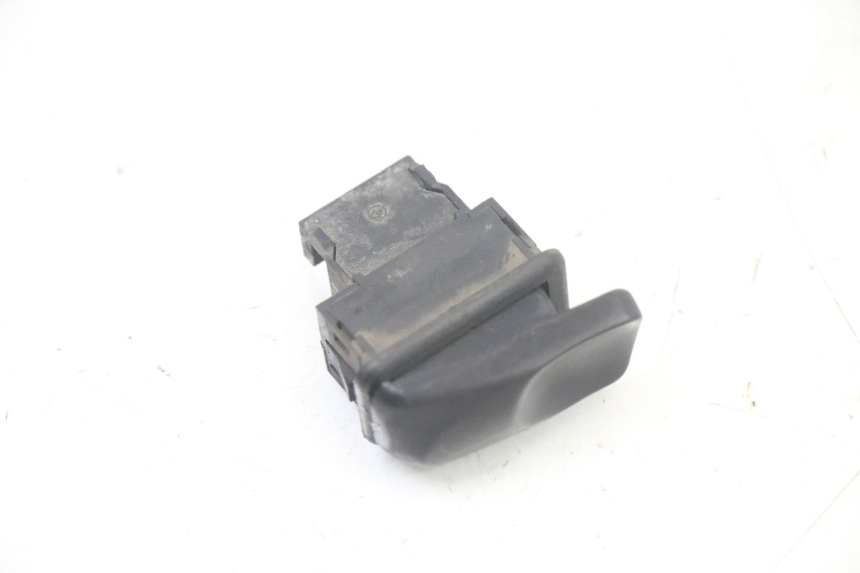 photo de PRZEŁĄCZNIK ROZRUCHU PIAGGIO VESPA LX 2T 50 (2005 - 2013) - Szczegół części