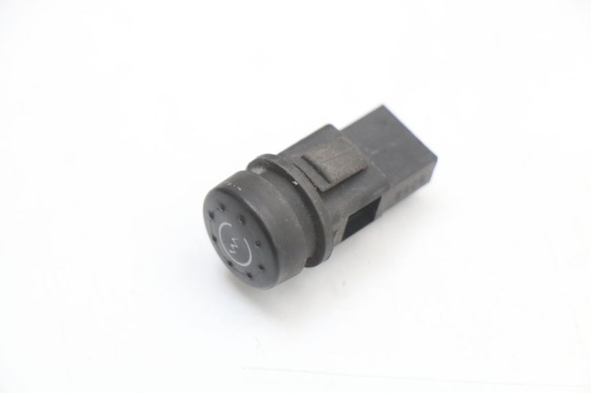 photo de PRZEŁĄCZNIK ROZRUCHU GILERA RUNNER SP 50 (2009 - 2017) - Szczegół części