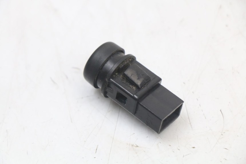 photo de PRZEŁĄCZNIK ROZRUCHU PIAGGIO TYPHOON 50 (2000 - 2009) - Zoom stanu zużycia