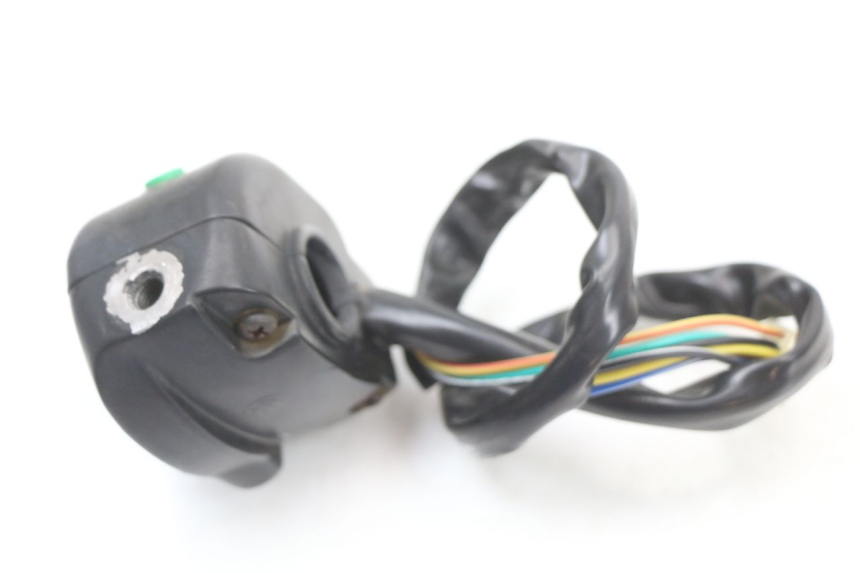 photo de PRZEŁĄCZNIK PRAWY E-MAX 80L 1 (2011 - 2014) - Inny kąt widzenia