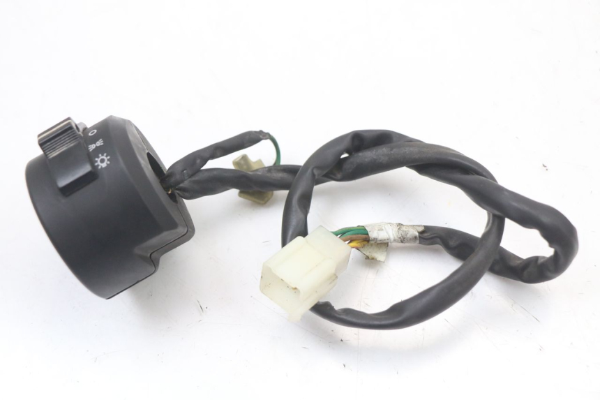 photo de PRZEŁĄCZNIK PRAWY DAELIM A-FOUR 2T 50 (2005 - 2012) - Inny kąt widzenia