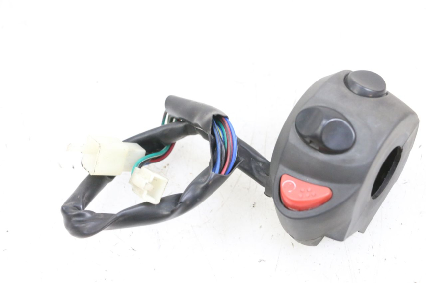 photo de PRZEŁĄCZNIK PRAWY ADIVA AD3 300 (2014 - 2020) - Widok główny